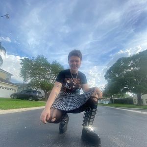 Meet your Posher, Haley